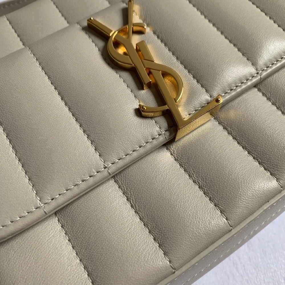 YSL Vicky Camera Bag - Picture 2 of 2